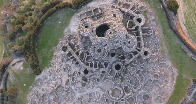 nuraghe_su_nuraxi_barumini