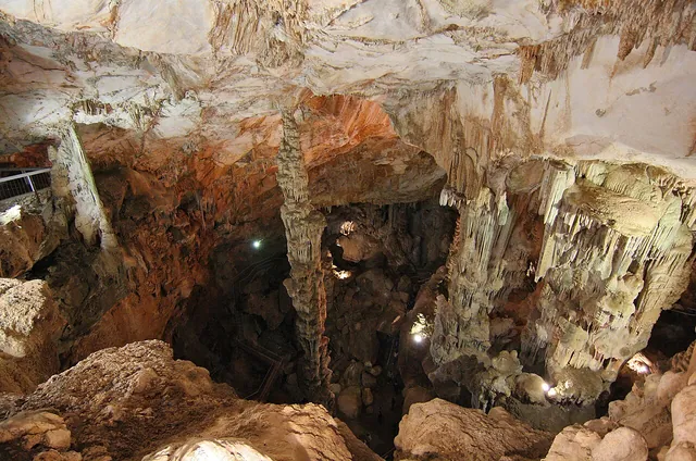 Interno della Grotta di Ispinigoli a Dorgali