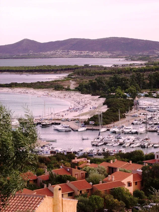 Marina e mare di Porto Ottiolu nel territorio di Budoni