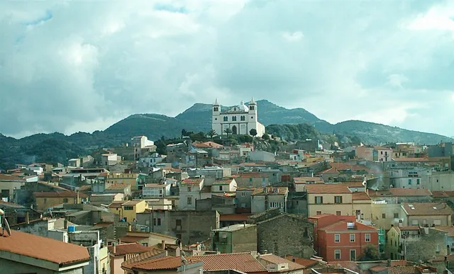 Panorama del borgo di Cuglieri nel Montiferru